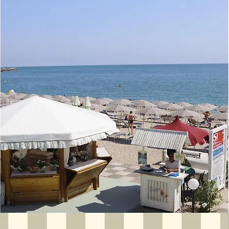 Maison Del Conero - Ombrellone E Lettini In Inclusi Numana